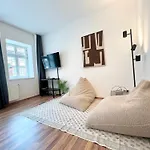 Gina - Apartmenthaus Im Zentrum Von 아파트호텔 크베들린부르크