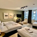 Gina - Apartmenthaus Im Zentrum Von 아파트호텔 크베들린부르크