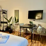 Gina - Apartmenthaus Im Zentrum Von