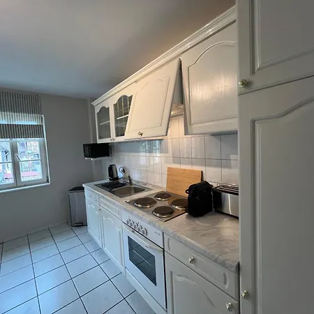 アパートホテル Gina - Apartmenthaus Im Zentrum Von 4*