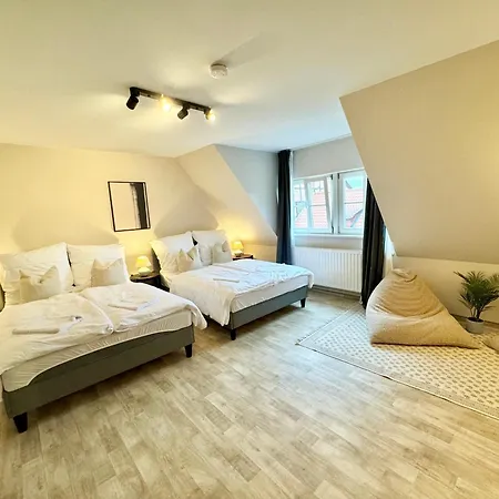 アパートホテル Gina - Apartmenthaus Im Zentrum Von 4*