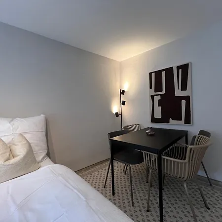 Gina - Apartmenthaus Im Zentrum Von Aparthotel 3*