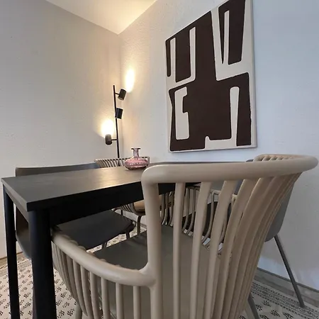 Gina - Apartmenthaus Im Zentrum Von Aparthotel
