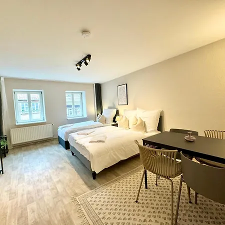 Aparthotel Gina - Apartmenthaus Im Zentrum Von