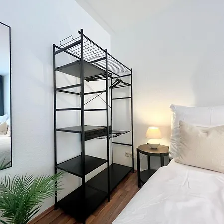 Aparthotel Gina - Apartmenthaus Im Zentrum Von