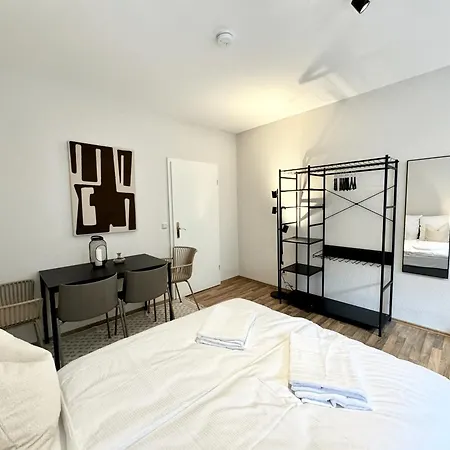 Aparthotel Gina - Apartmenthaus Im Zentrum Von