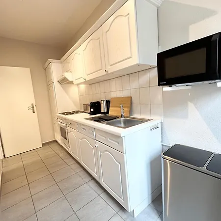 Aparthotel Gina - Apartmenthaus Im Zentrum Von Quedlinburg