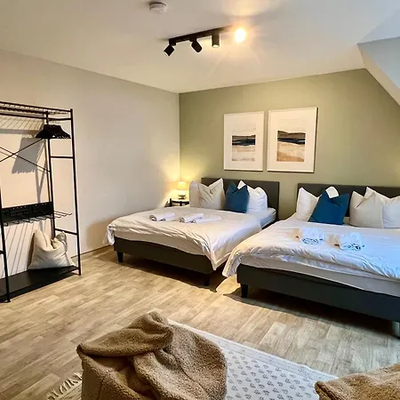 Gina - Apartmenthaus Im Zentrum Von מלון דירות קדלינבורג