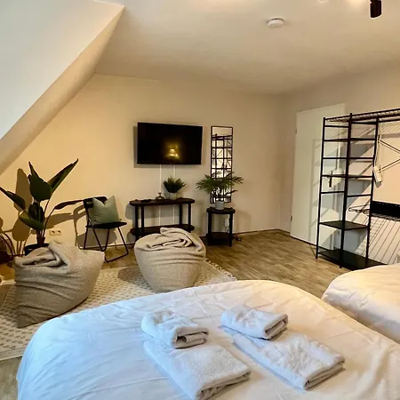 מלון דירות Gina - Apartmenthaus Im Zentrum Von