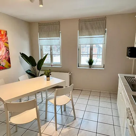 Aparthotel Gina - Apartmenthaus Im Zentrum Von