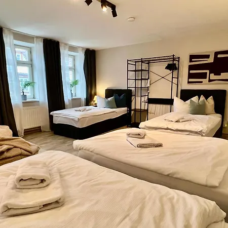 Aparthotel Gina - Apartmenthaus Im Zentrum Von 3*