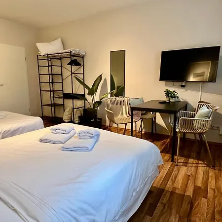 Aparthotel Gina - Apartmenthaus Im Zentrum Von 3*