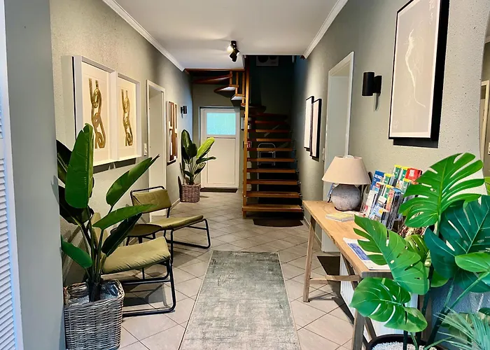 Gina - Apartmenthaus Im Zentrum Von מלון דירות קדלינבורג